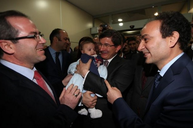 Baydemir'den Davutoğlu'na sıcak karşılama - Resim: 3