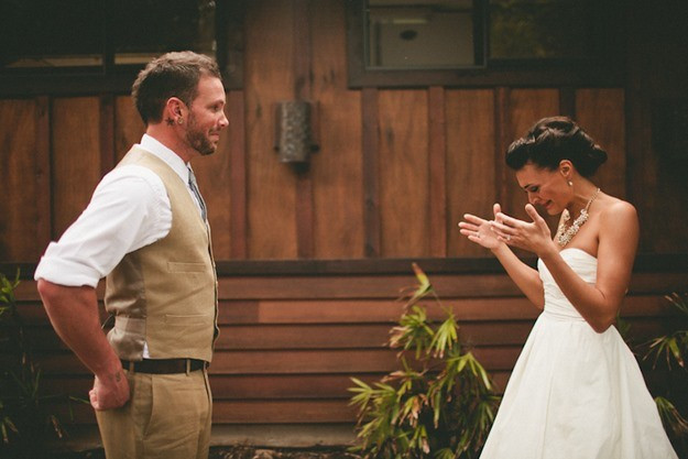 Eşini gelinlikle görünce öyle bir tepki verdi ki...  - Resim: 2