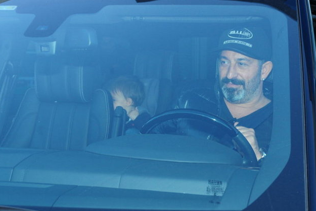 Cem Yılmaz'ın belalısı gözaltına alındı - Resim: 2