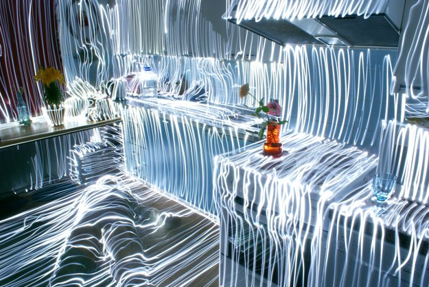 Neon ışıklarıyla sanat - Resim: 1