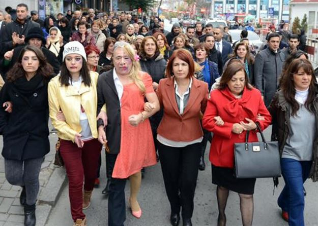 İlyas Salman görüntüsü ile şok etti - Resim: 1