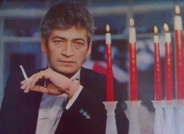 Zeki Müren'den Adnan Şenses'e tecavüz! Böyle kumpas yok - Resim: 3