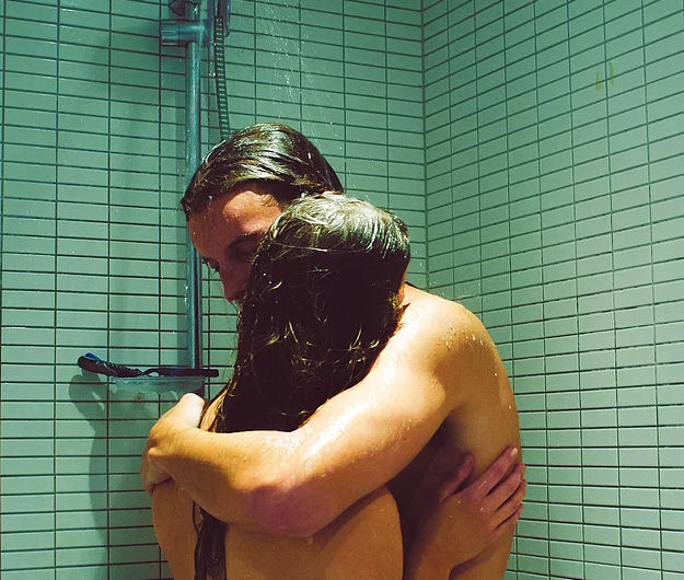 İnternette tanıştılar buluştular sadece 12 dakika içerisinde bu fotoğrafı... - Resim: 1