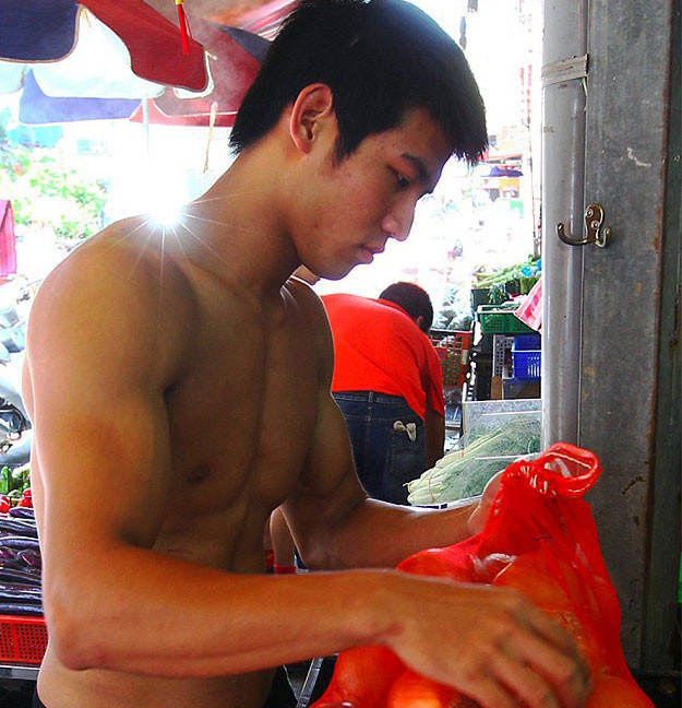 Dünyanın en yakışıklı manavı - Resim: 3