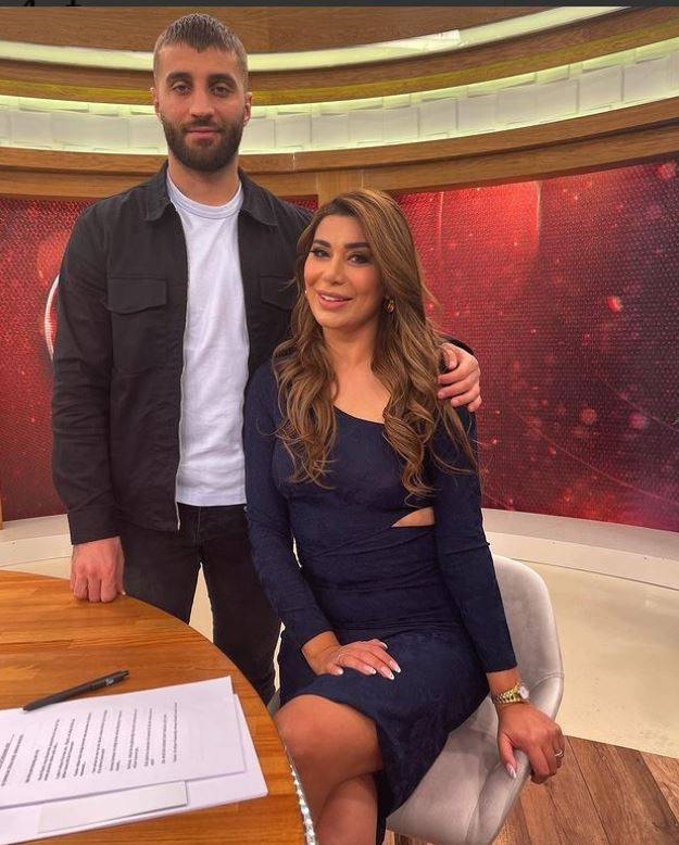 'Kocam beni tartaklıyor' demişti! Ebru Şancı'ya eşinden küfürlü mesaj Galatasaraylı Alpaslan Öztürk nereli - Resim: 1