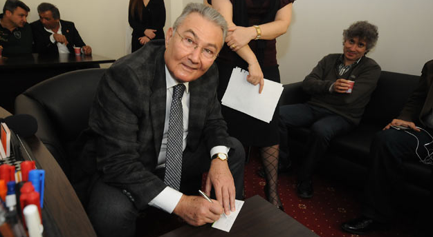 Deniz Baykal yüzünü bağışladı - Resim: 4