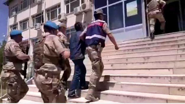 PKK adına komite kuran terörist kıskıvrak yakalandı - Resim: 1