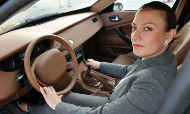 4 kapılı yerli Ferrari! - Resim: 2