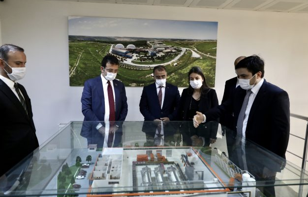 İmamoğlu: Böyle bir dönemde ülkenin gündemi beni çileden çıkarıyor - Resim: 2