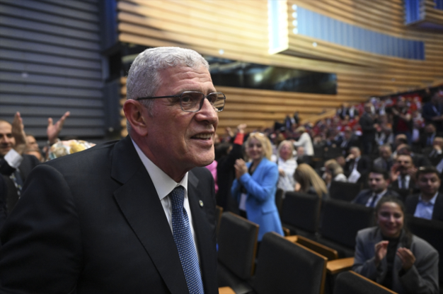 İYİ Parti'nin yeni genel başkanı Müsavat Dervişoğlu oldu - Resim: 0