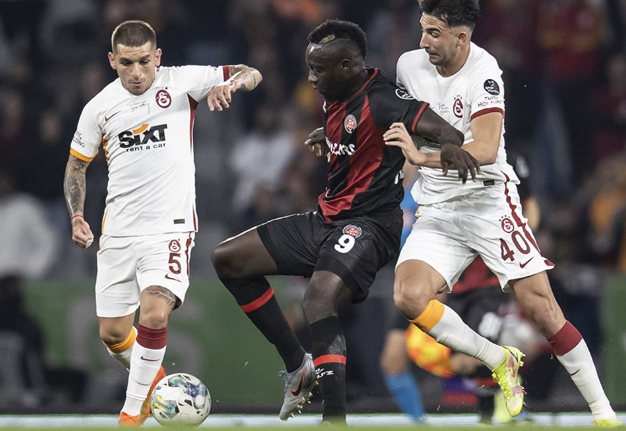 Diagne hayatının şokunu yaşadı şoförü kaçtı kendi kaldı! Gece eğlencesi fırında bitti... - Resim: 3