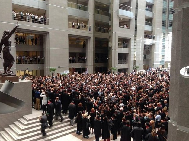 Çağlayan'da avukatlar ayaklandı - Resim: 2