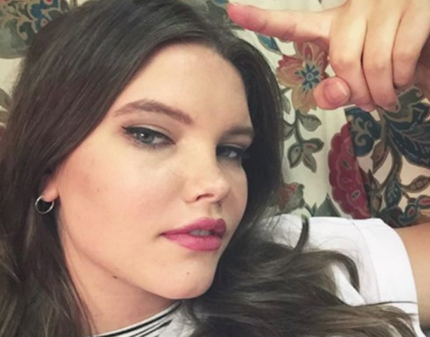 Playboy geleneğini bozan modelden aykırı pozlar - Resim: 4