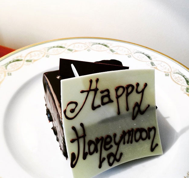 Hatice Şendil ve Burak Sağyaşar balayına çıktı - Resim: 4