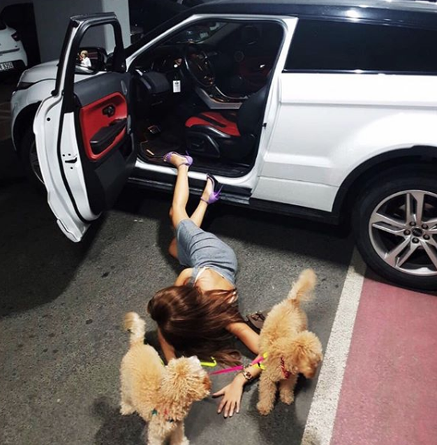 Buse Narcı'dan çıldırtan paylaşım: Sıkıyorsa o pozu sokakta çek - Resim: 3