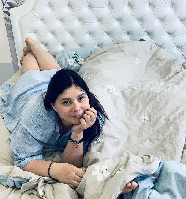 Gece yarısı kocaya ihanet! Üvey oğluyla evlendi Rus fenomen ikinci kez şaşırttı - Resim: 2