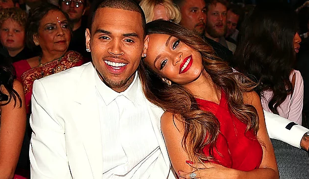 Rihanna'nın hayranları bir yorum yapınca Chris Brown'u pişman etti! - Resim: 1