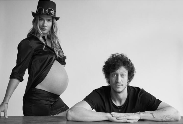 Müge Boz Caner Erdeniz ve bebeğiyle ilk pozunu verdi hamilelik pozları eleştirilmişti - Resim: 3