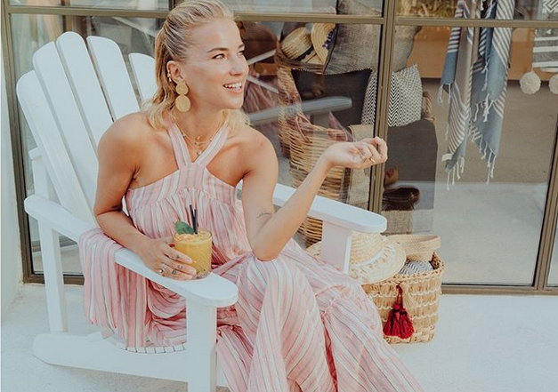 Burcu Esmersoy'un anne esrarı! Kanser olunca ortaya bunlar çıktı - Resim: 4