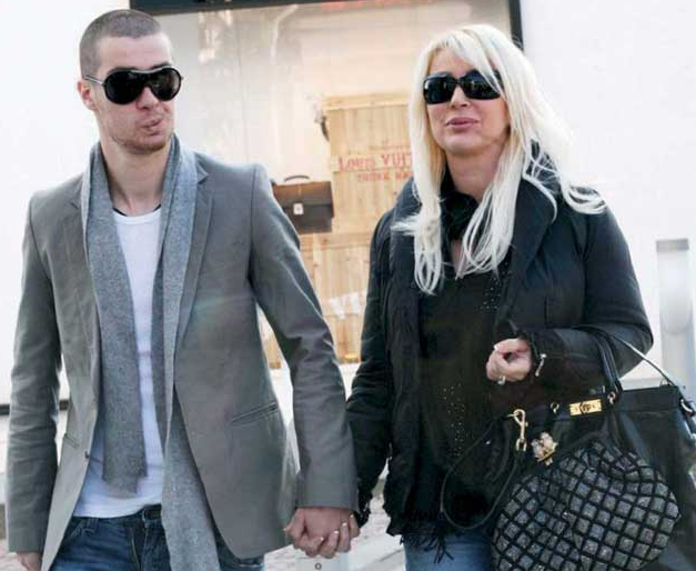 Seda Sayan evlilikleri kaç kere evlendi ilk eşi kimdir? - Resim: 0