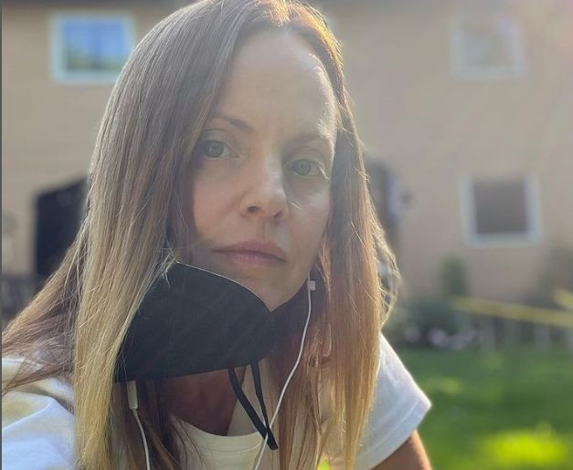 Mena Mena Suvari'den şok itiraf: Eski sevgilimin fantezilerini gerçekleştirirken hastanelik oldum - Resim: 2
