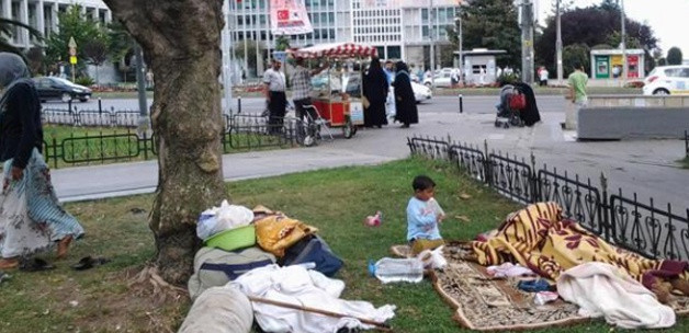 'Ak Saray'a harcanan parayla ebola bile durdurulur' - Resim: 2