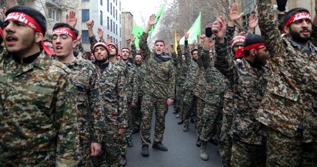 İran'da Trump'a öfke çığırından çıktı! 'Trump'ın kellesini getirene 80 milyon dolar ödül' - Resim: 4