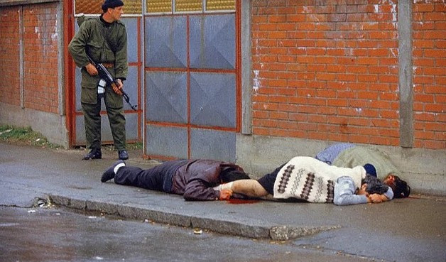 Bu acı 22 yıldır dinmiyor Srebrenitsa kurbanları anılıyor - Resim: 3