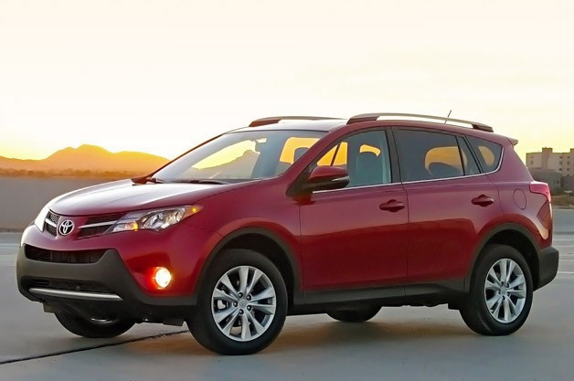 Toyota RAV4 yeni haliyle çok şık - Resim: 1