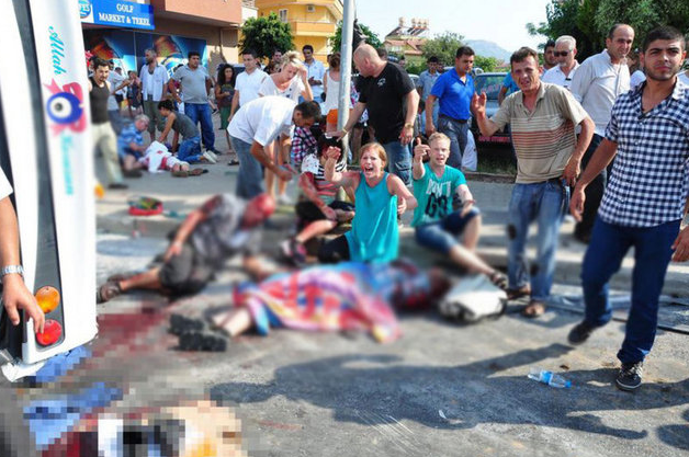 Alanya'da turistler kaza geçirdi - Resim: 3