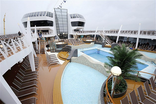 Dünyanın en büyük yolcu gemileri - Resim: 2