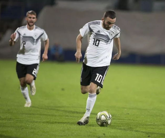 Fenerbahçe, Erkan Eyibil'in peşine düştü - Resim: 1