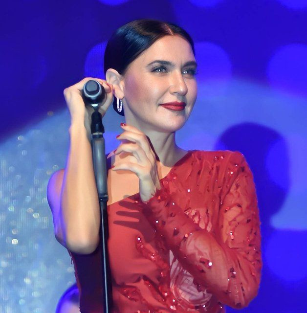 '9 ay boyunca dua ettim' deyip Şevval Sam ilk kez itiraf etti! Yasak Elma yıldızı gençlik sırrını verdi - Resim: 3