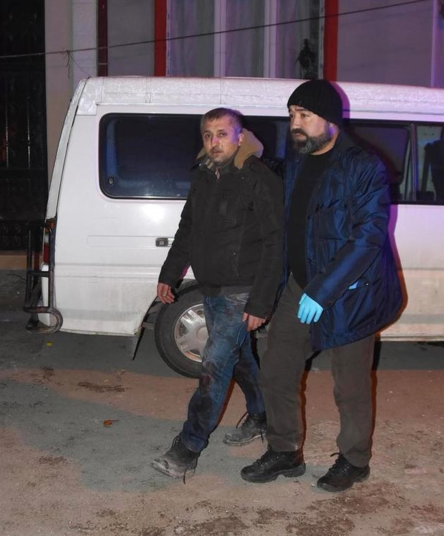 Kocam evde yok eve gel diye mesaj atınca - Resim: 4