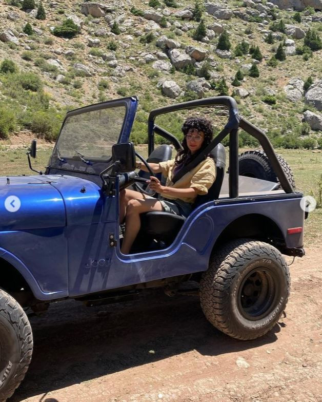 Burcu Çetinkaya'nın siyah peruğu sosyal medyadan tam not aldı - Resim: 3