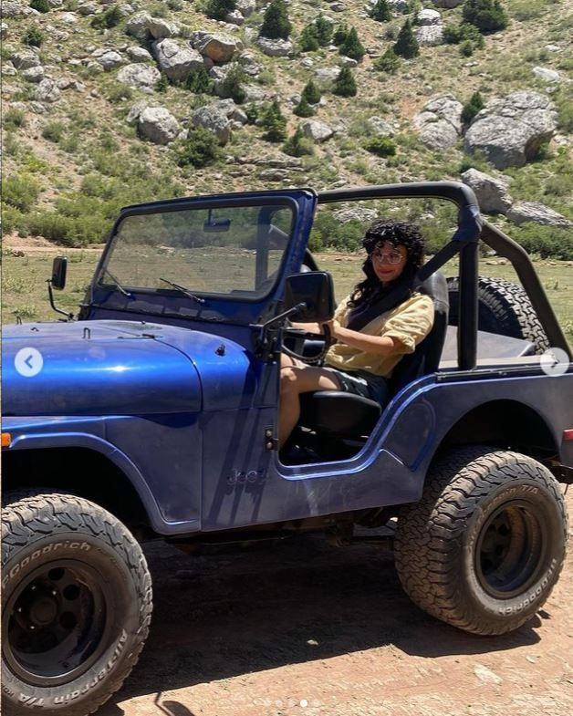 Burcu Çetinkaya'nın siyah peruğu sosyal medyadan tam not aldı - Resim: 4