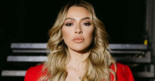 Hadise'nin çocukluğuna bakın! Doğum günü paylaşımı sosyal medyayı salladı - Resim: 1
