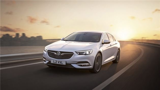 Opel Insignia 2017 Grand Sport özellikleri hacmi büyüdü - Resim: 2