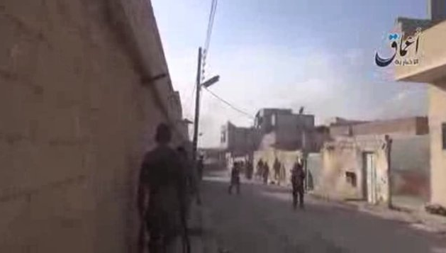 IŞİD Kobani'de katliam yaptı! (+18) - Resim: 1
