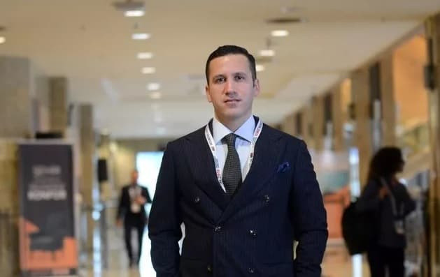 Yaman Taciroğlu kimdir Demet Özdemir'in sevgilisi ne iş yapıyor? - Resim: 0