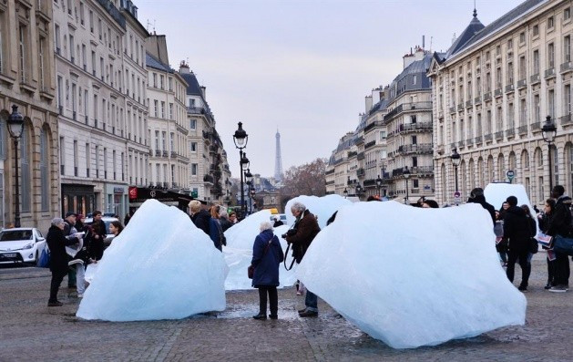 Grönland'ın eriyen buzulları Paris'te - Resim: 4