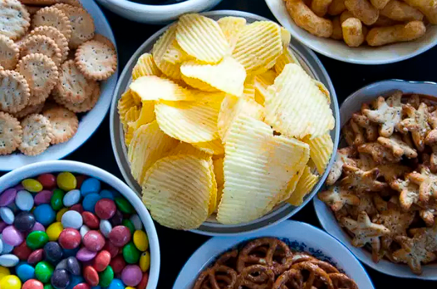 Herkesin sofrasında var, bağışıklığı çökertiyor! Canan Karatay dedi: Denizde bol bol vakit geçirin - Resim: 2