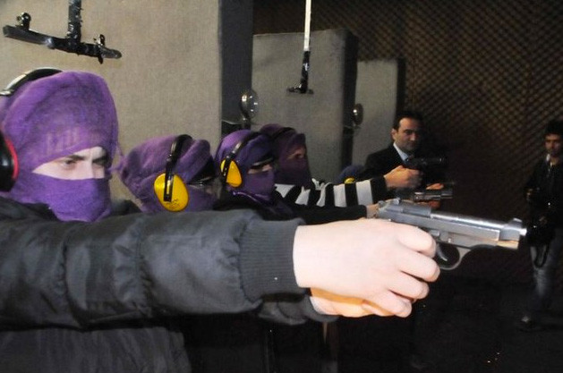 Kadına şiddete ilginç önlem - Resim: 3