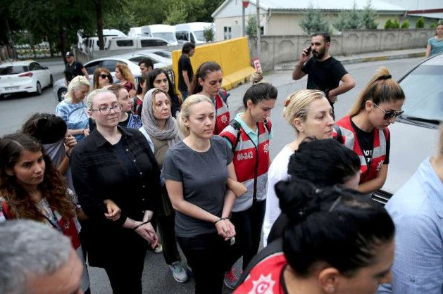 Adnan Oktar cinsel ilişkiye giremiyor tatmin yöntemleri ifşa oldu! - Resim: 3