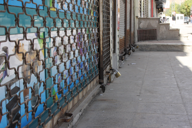 Yüksekova'da kepenkler açılmadı - Resim: 3