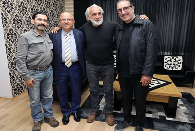 Hastane masrafları Sinan Çetin'i delirtti Cem Özer'i filmden kovdu - Resim: 4