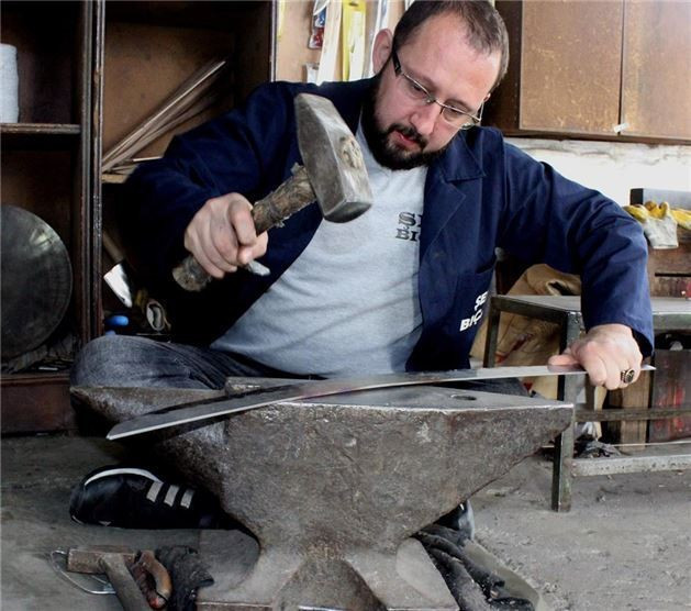 Diriliş Ertuğrul kılıçları böyle yapılıyor! Kapış kapış satılıyor - Resim: 3