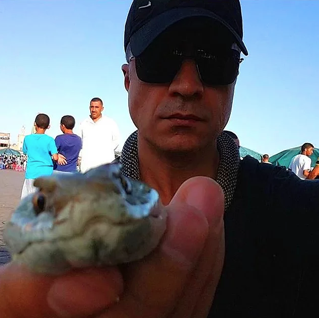 Onu bir anda böyle görünce neye uğradığını şaşırdı ama... - Resim: 2