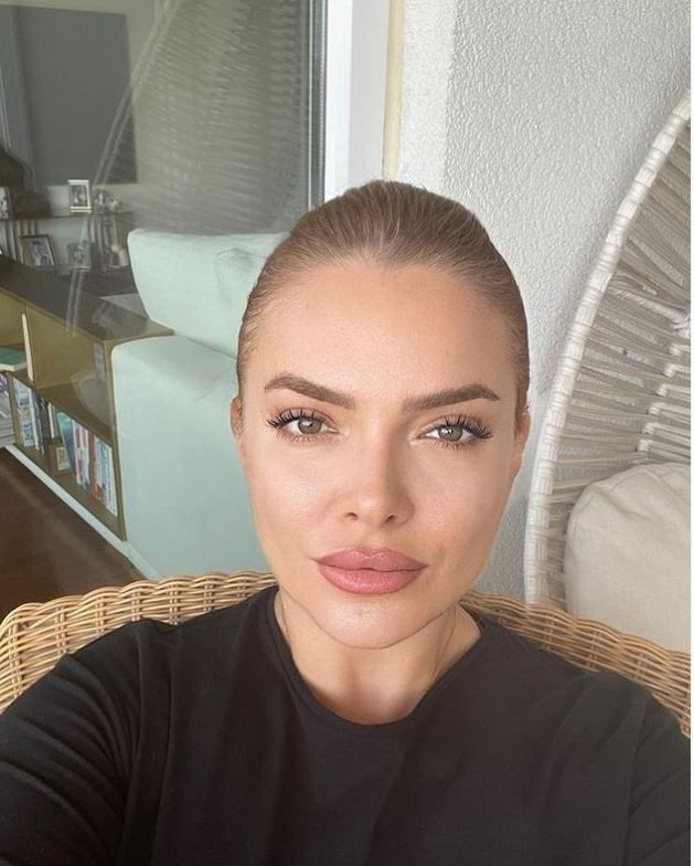 TV8 Müge ve Gülşen'le 2. Sayfa'da Pınar Eliçe'den kanser itirafı: 60 dikişim var! - Resim: 2