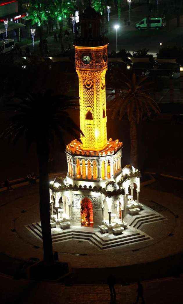 Saat Kulesi turuncuya büründü - Resim: 4